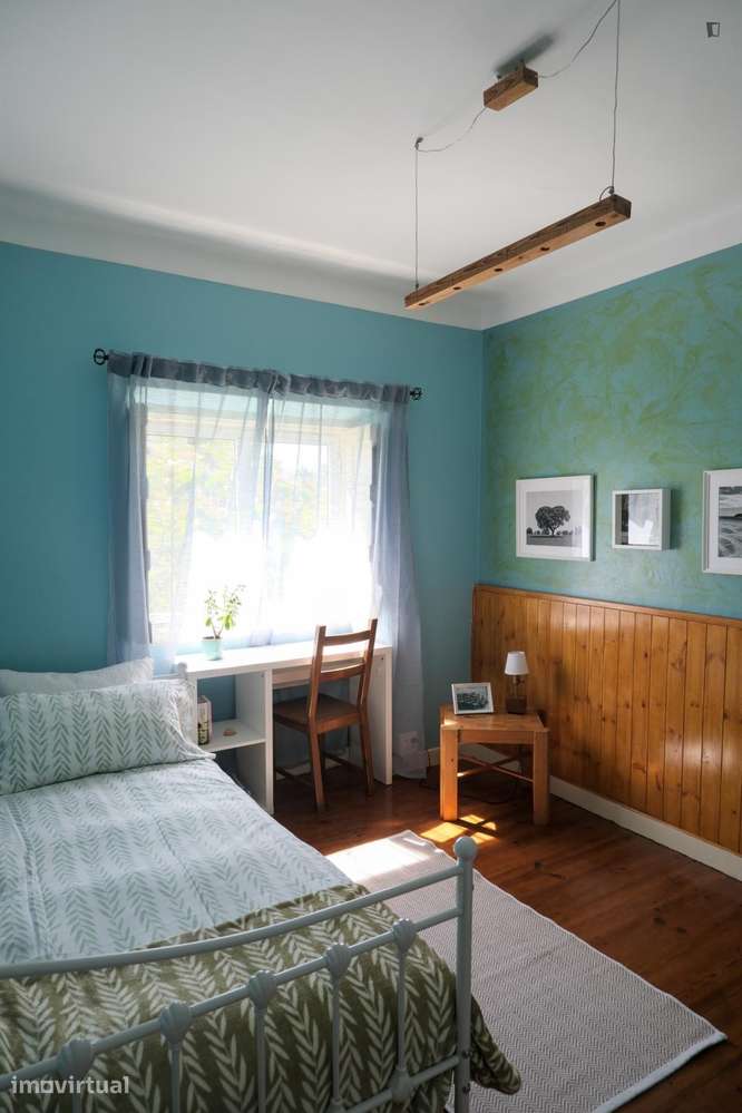 Quarto - localizado em Ajuda Lisbon - Grande imagem: 4/14