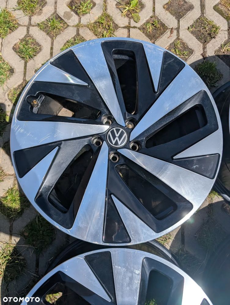 Felgi R20 Volkswagen - 4