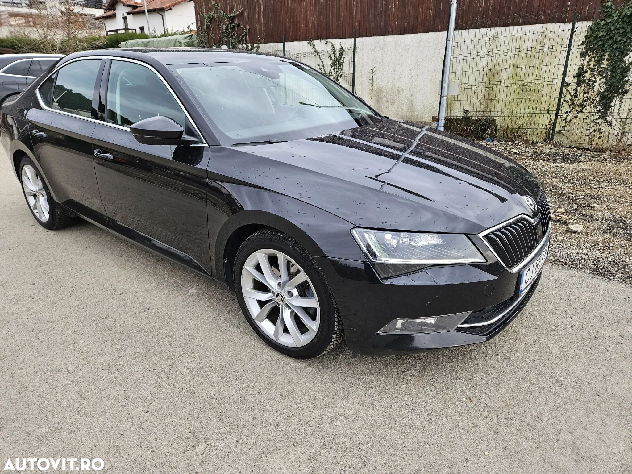 Skoda Superb 2.0 TDI DSG 4X4 Style - 1