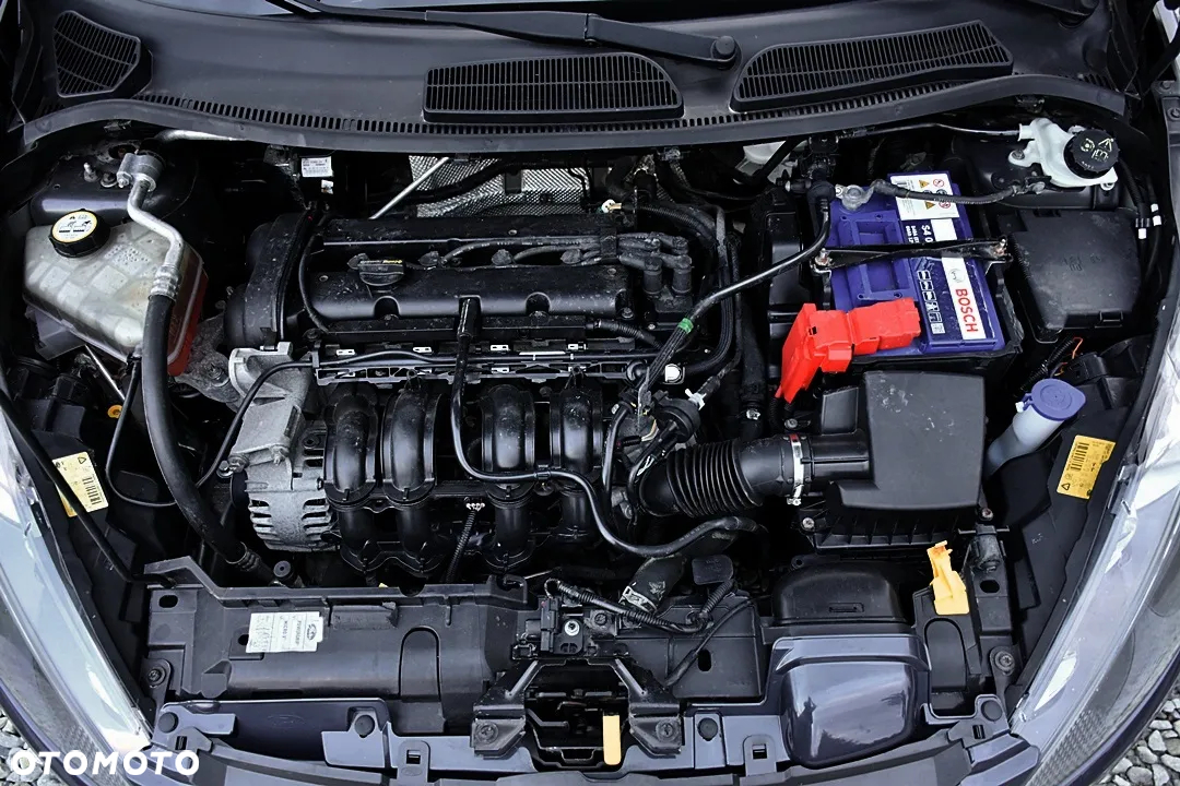Ford Fiesta 1.25 Platinium X - 24