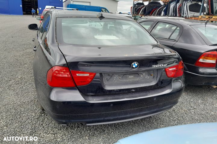 Capota portbagaj BMW Seria 3 E90 [2004 - 2010] Sedan 320d MT (177 hp) - 9