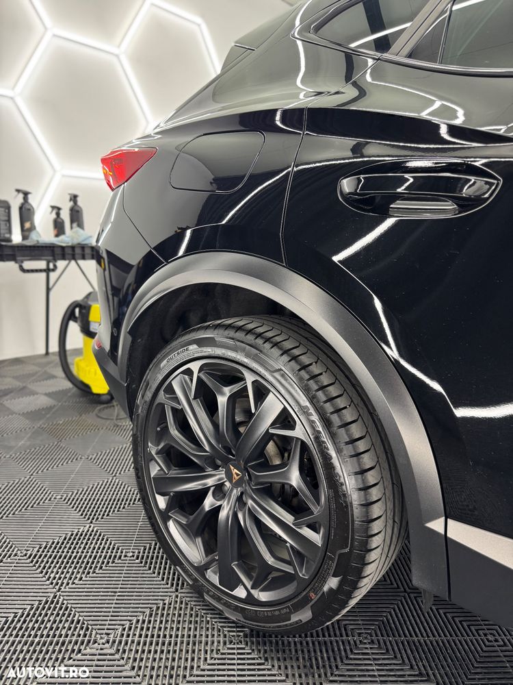 Cupra Formentor VZ 1.4 e-Hybrid DSG Tribe Edition - 16