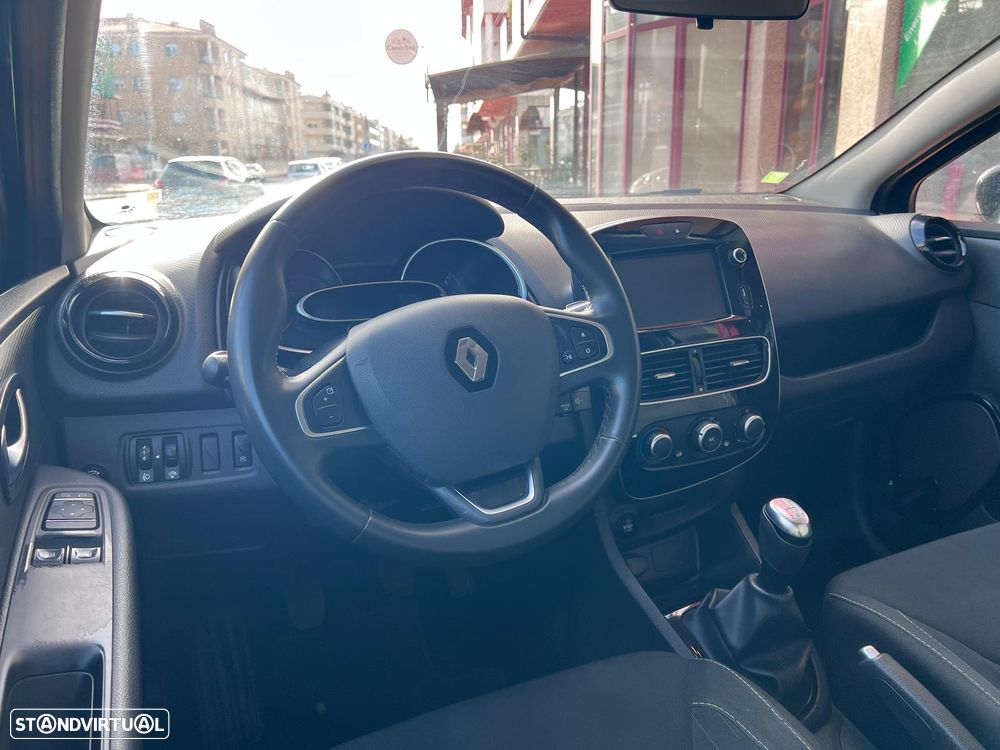 Renault Clio 0.9 TCe Limited Bi-Fuel - 4
