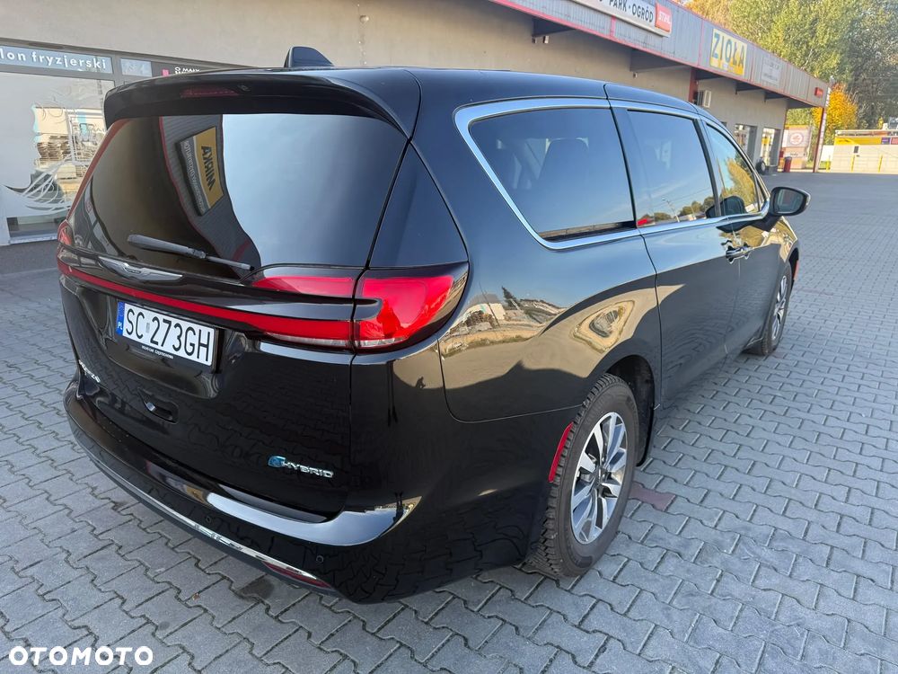 Chrysler Pacifica 2023 photo 4