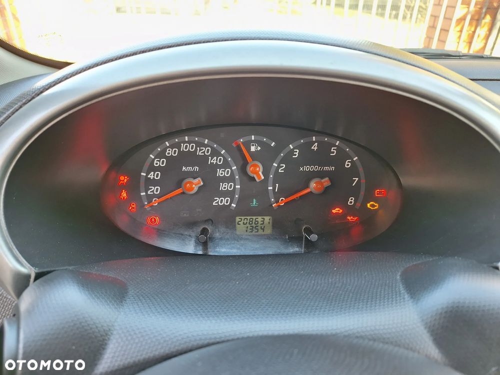 Nissan Micra 1.2 Visia - 13