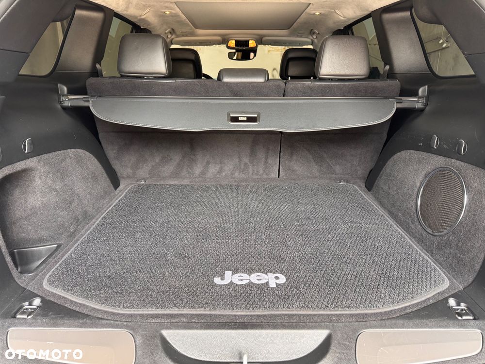 Jeep Grand Cherokee 3.6 V6 Summit - 36