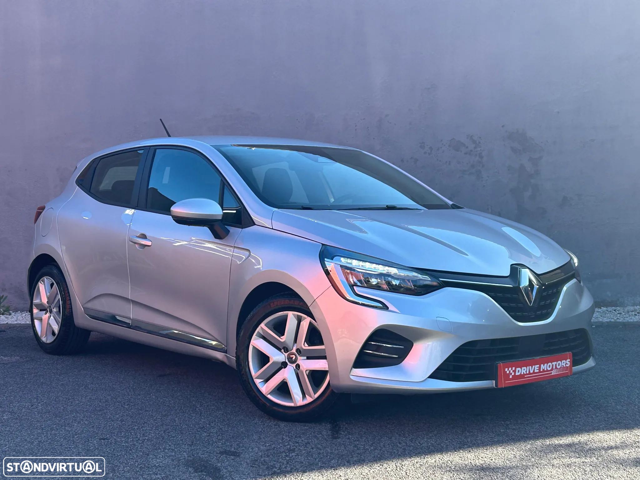 Renault Clio BLUE dCi 85 BUSINESS EDITION - 3