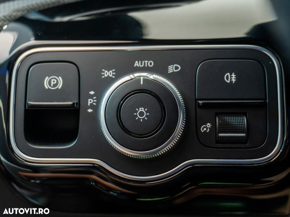 Mercedes-Benz CLA 180 d 7G-DCT Progressive - 25