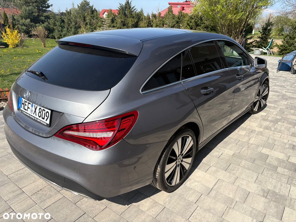 Mercedes-Benz CLA 180 SCORE - 3
