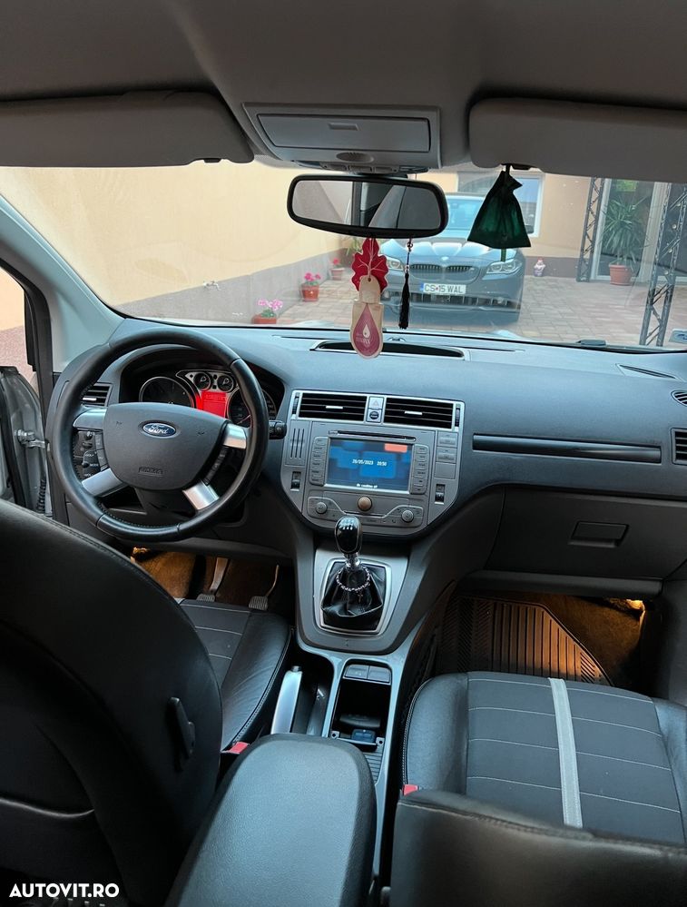 Ford Kuga 2.0L TDCi DPF Titanium - 14