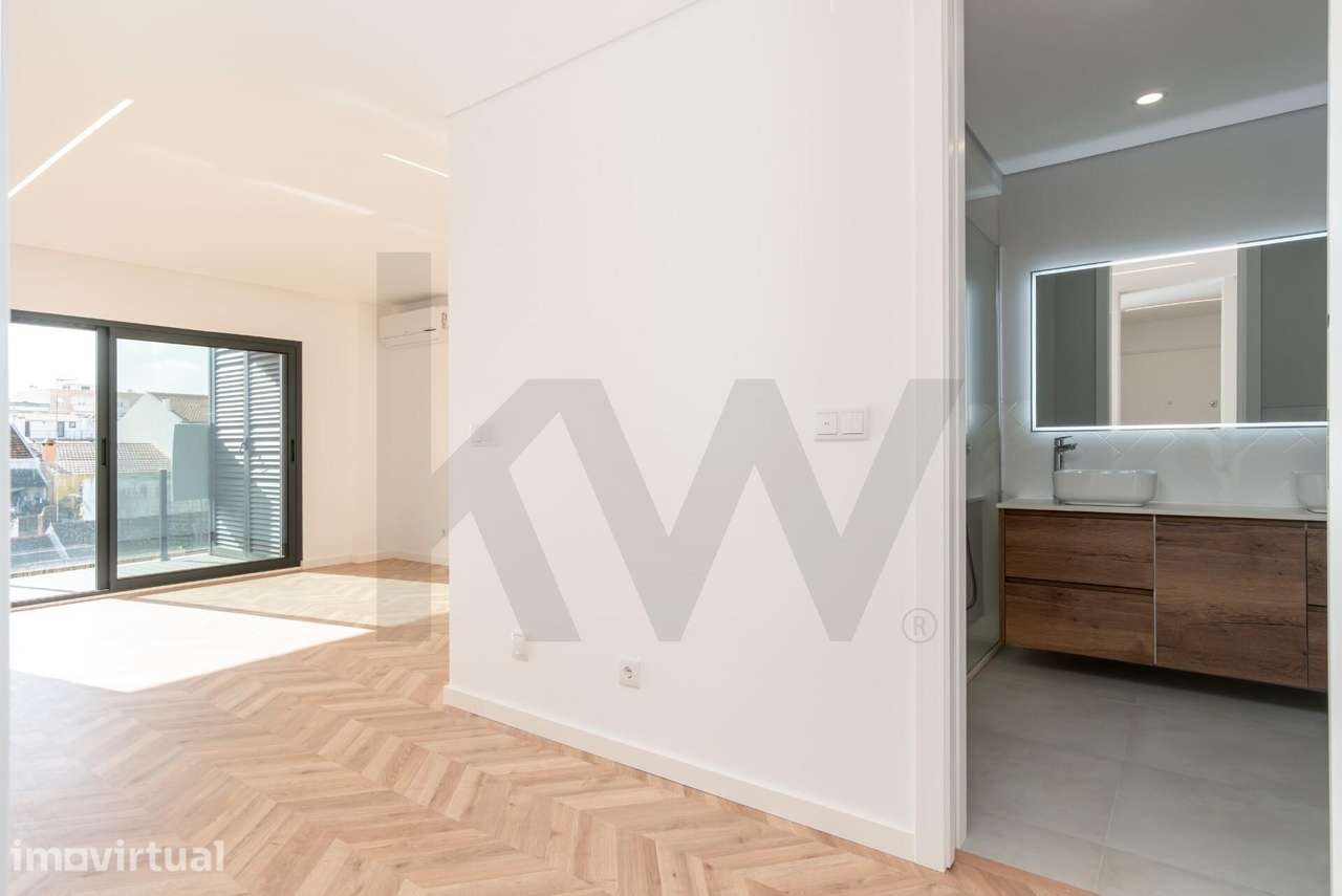 T3 Duplex com Terraço Panorâmico – Onde a História e o Conforto se Enc - Grande imagem: 5/35
