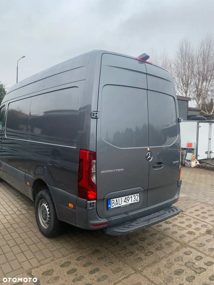 Mercedes-Benz Sprinter 907 - 3