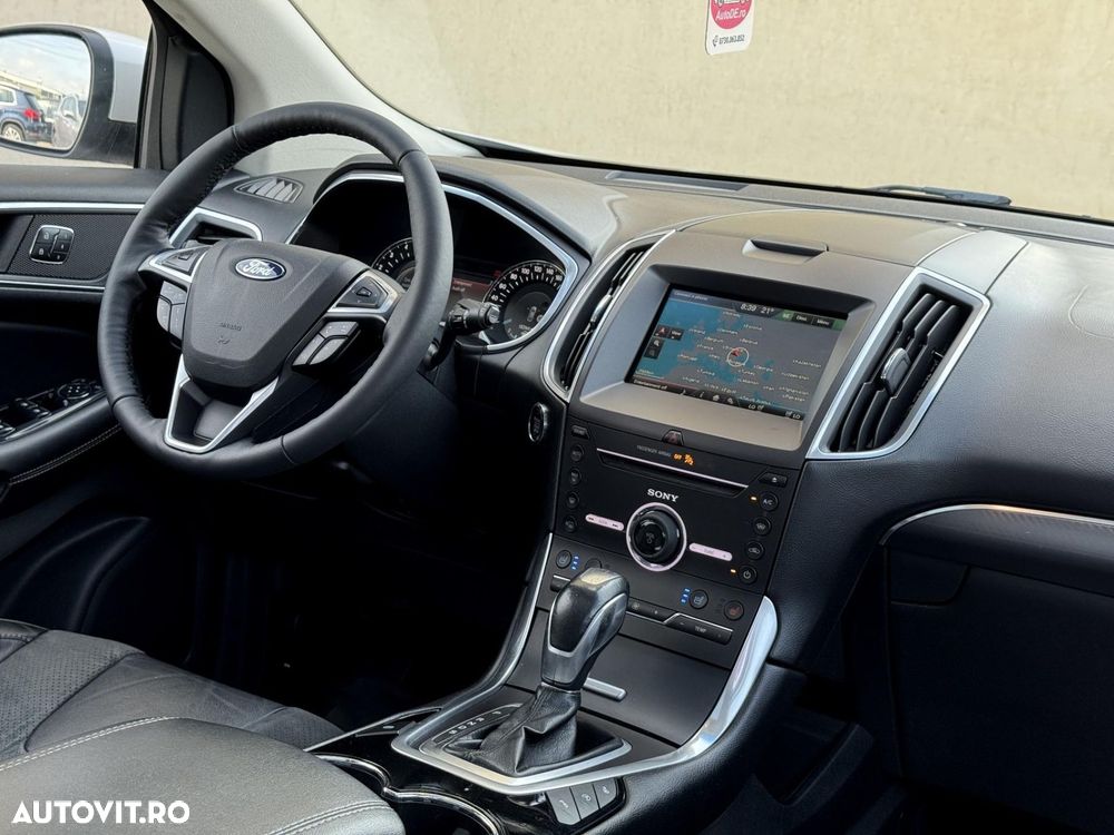 Ford Edge - 8
