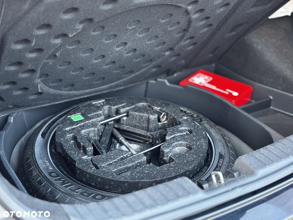 Hyundai i30 1.4 Base + - 36