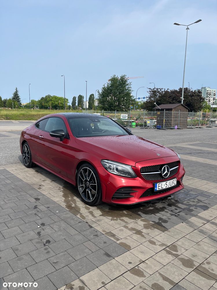 Mercedes-Benz Klasa C 300 9G-TRONIC - 1