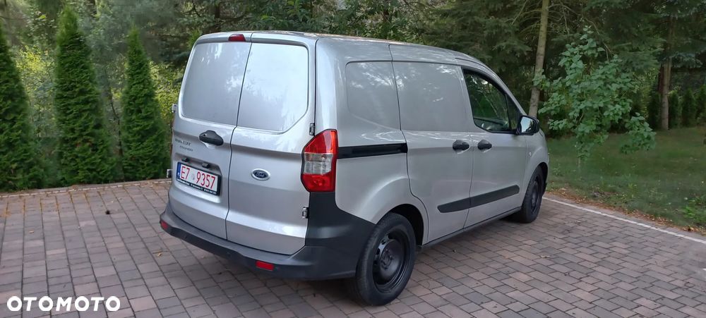 Ford TRANSIT COURIER - 4