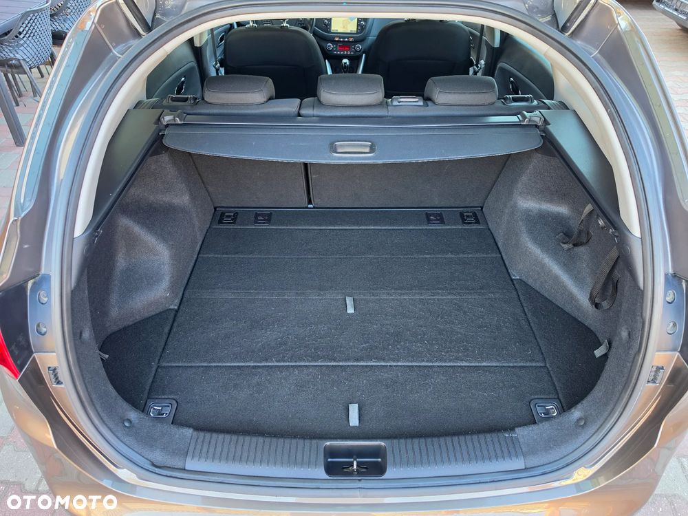 Kia Ceed 1.6 CRDi 128 ISG Spirit - 15