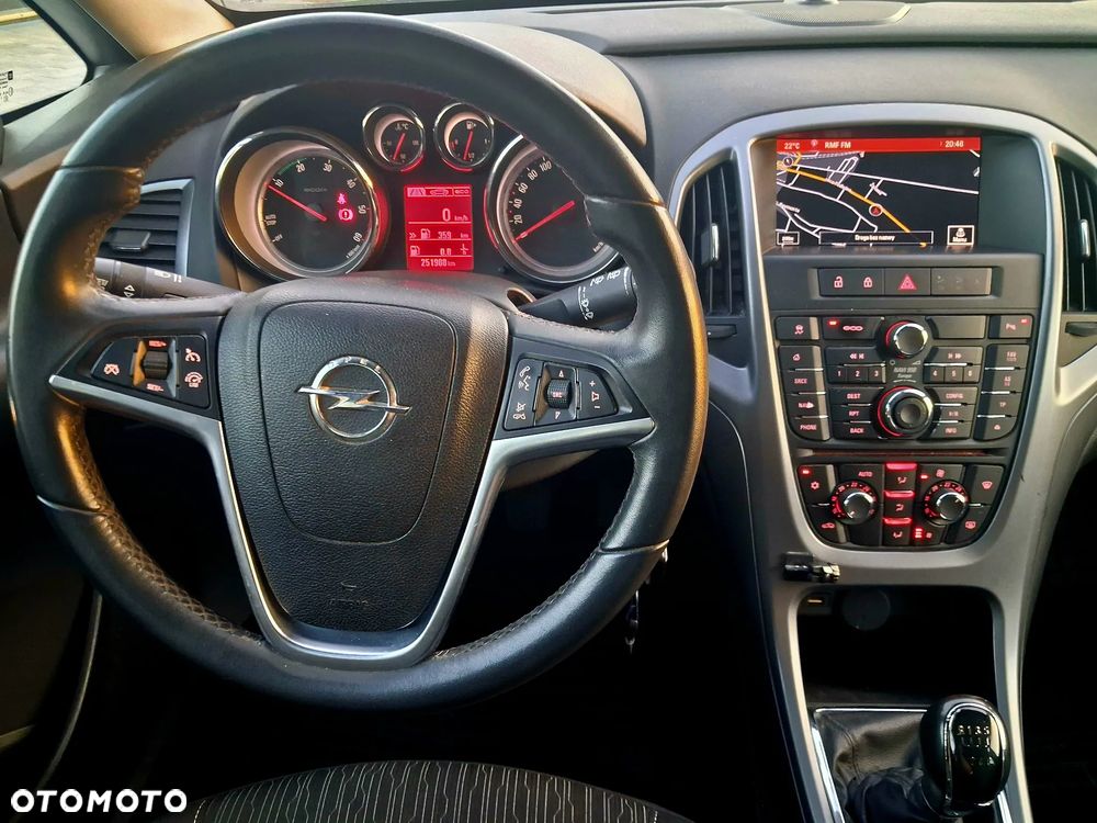 Opel Astra - 26