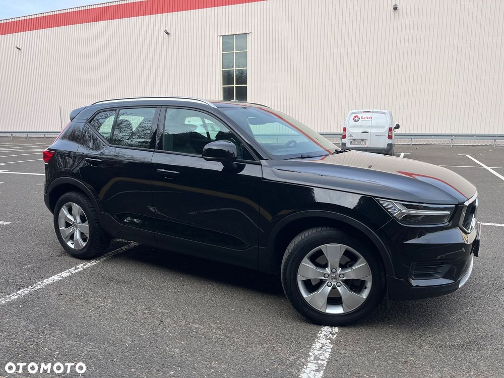 Volvo XC 40 D3 AWD Momentum Pro - 3
