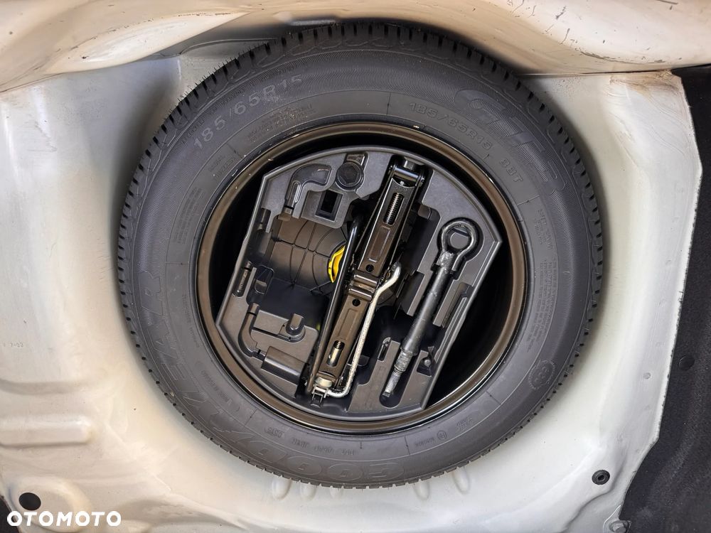 Citroën C4 Cactus 1.2 PureTech Feel S&S - 21