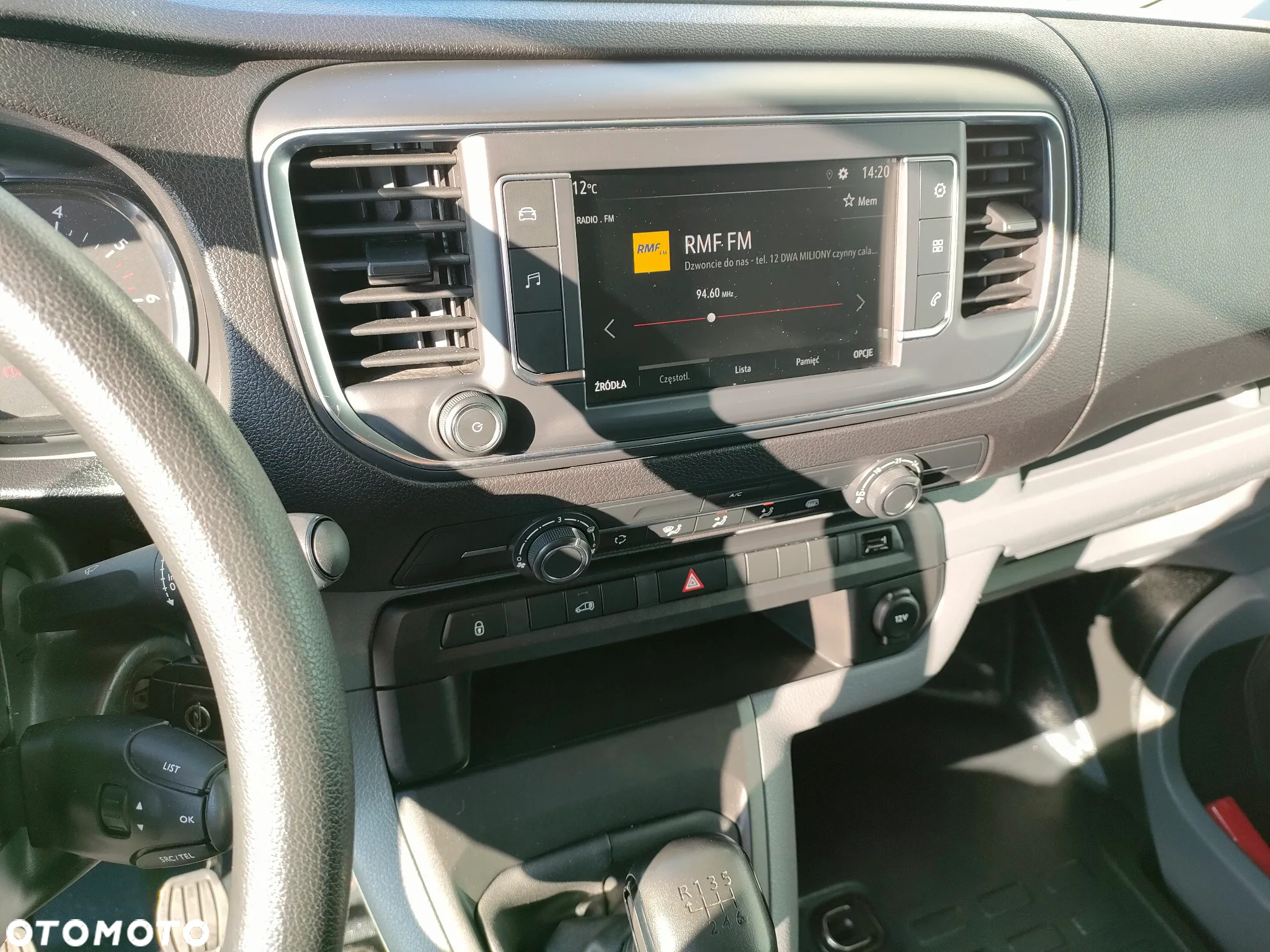 Opel Vivaro - 14