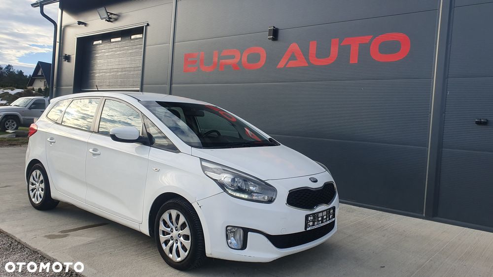 Kia Carens 1.7 CRDi 115 Dream Team Edition - 1