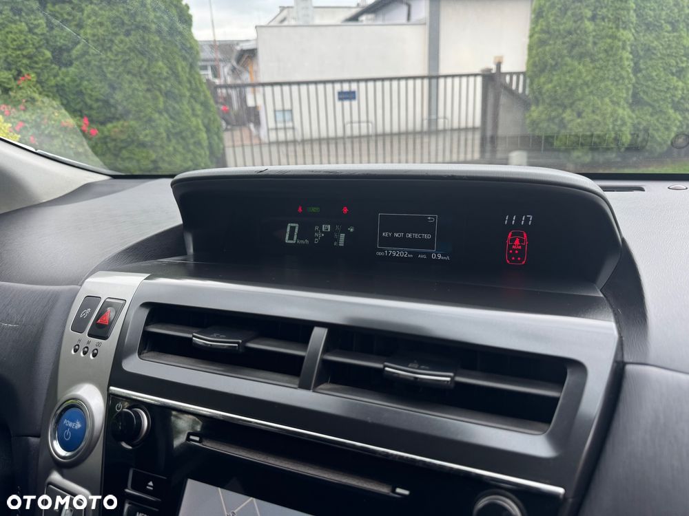 Toyota Prius+ (Hybrid) Executive - 22