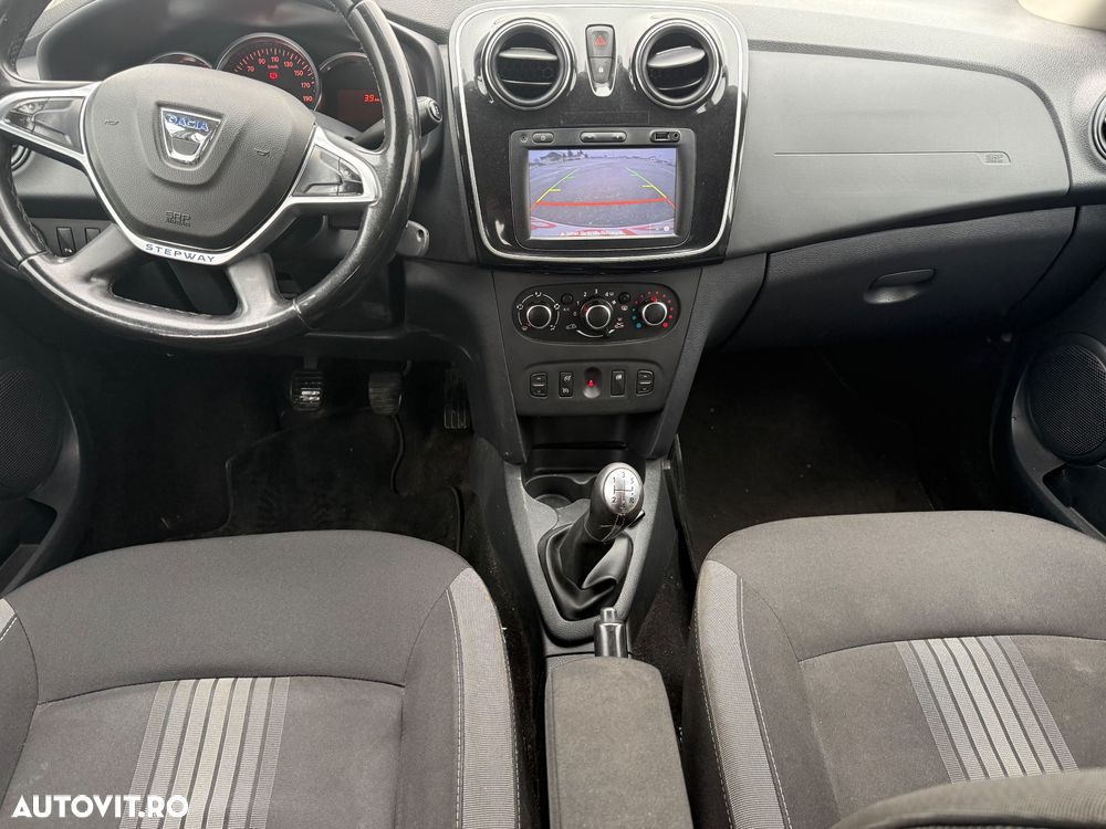 Dacia Sandero Stepway TCe 90 (S&S) Celebration - 8