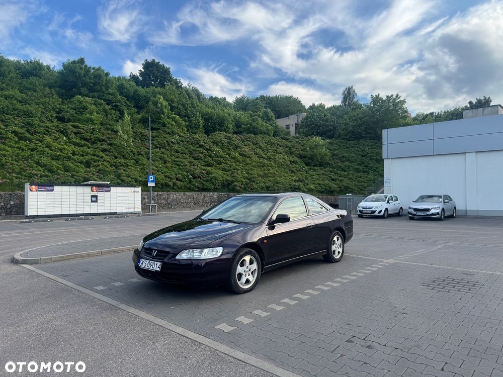 Honda Accord - 2