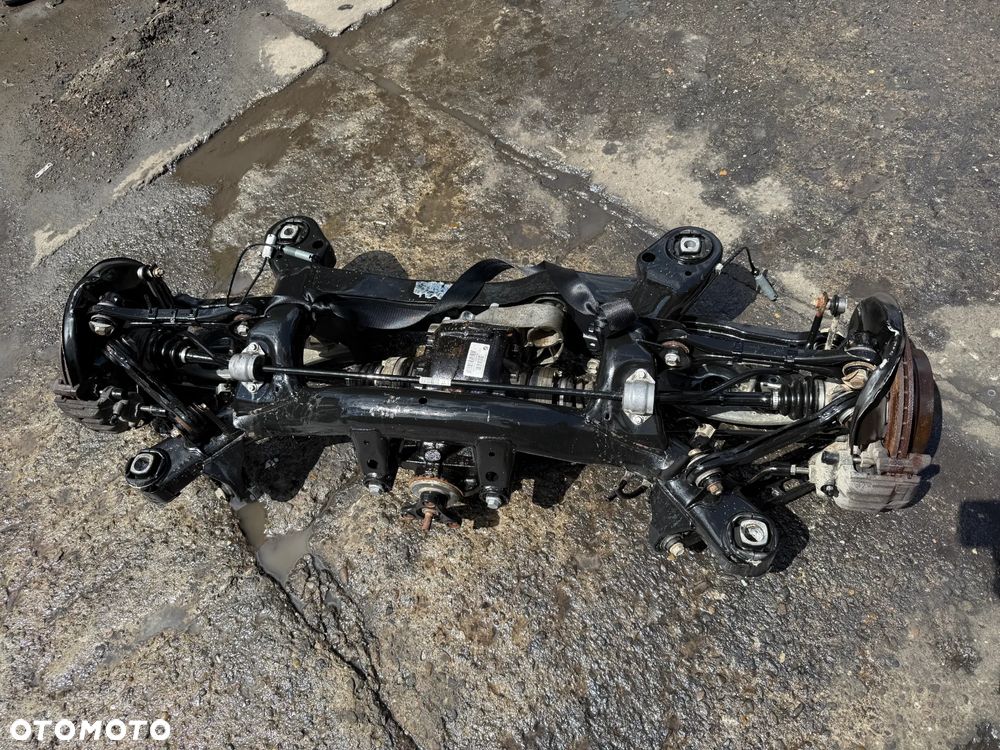 Zawieszenie tylne BMW E87 E90 E91 belka tył dyferencjał dyfer 3.07 7566169 Italia - 1