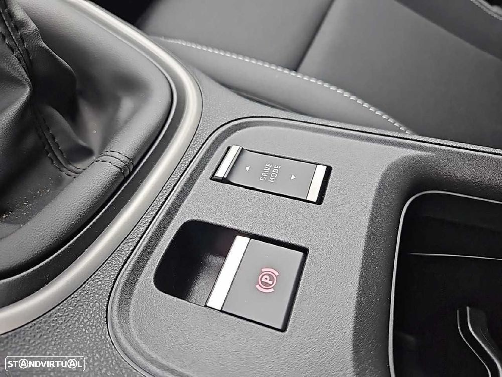 Jeep Avenger 1.2 GSE T3 Summit - 21