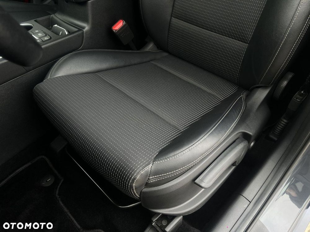 Kia Sportage 1.6 T-GDI Black Edition 2WD DCT - 13