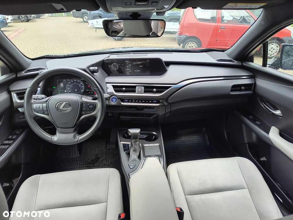 Lexus UX 250h GPF Elegance 2WD - 9