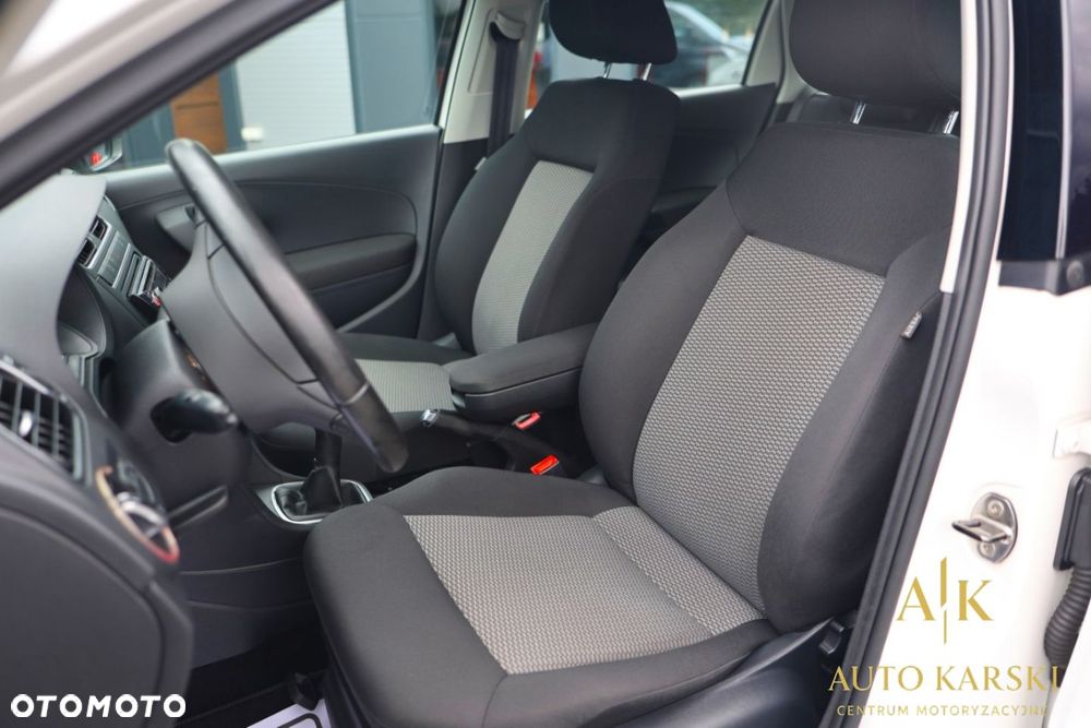 Volkswagen Polo - 28
