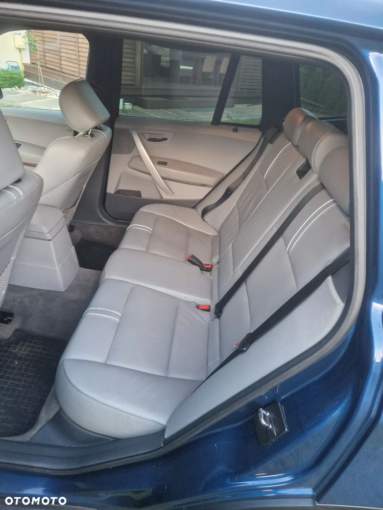 BMW X3 3.0i - 17