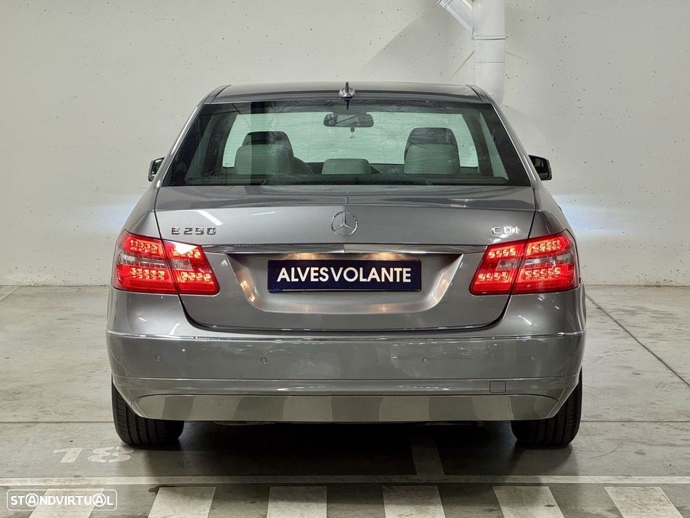 Mercedes-Benz E 250 BlueTEC Avantgarde Auto - 8