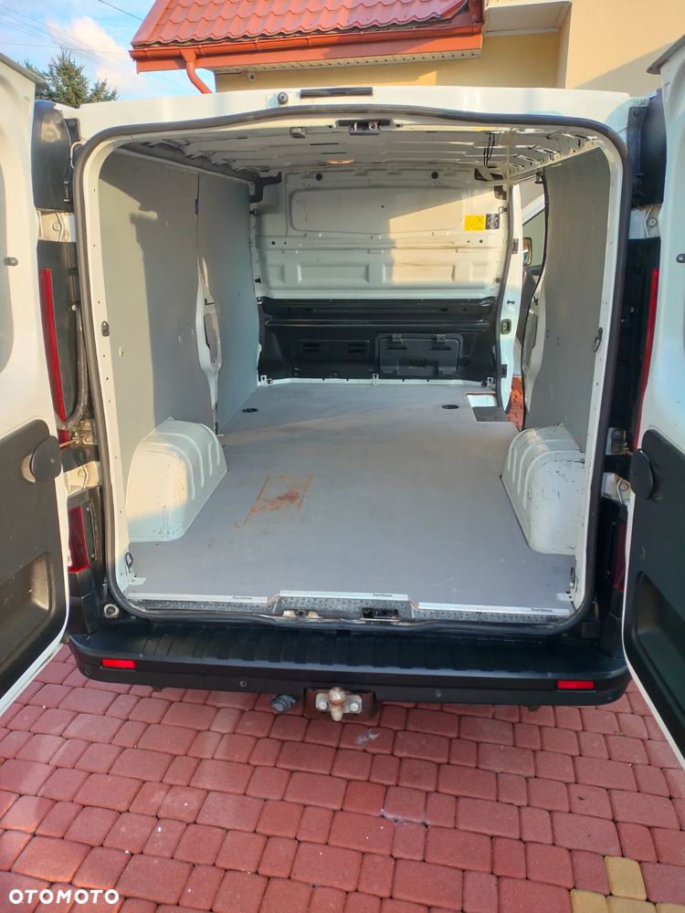 Renault Trafic - 25