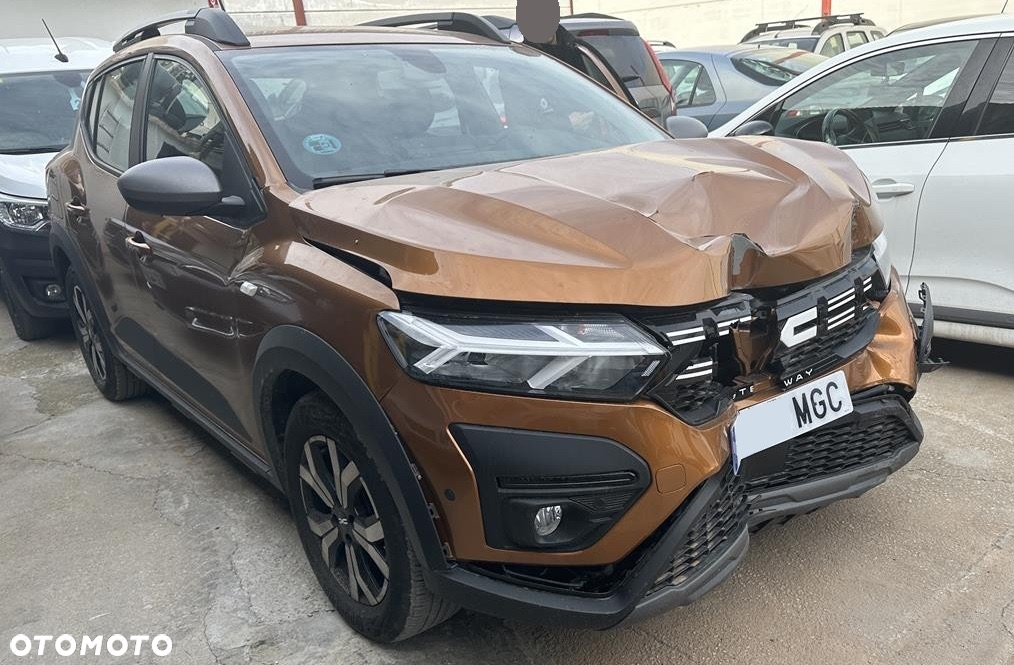 Dacia Sandero Stepway TCe 90 CVT Extreme - 4