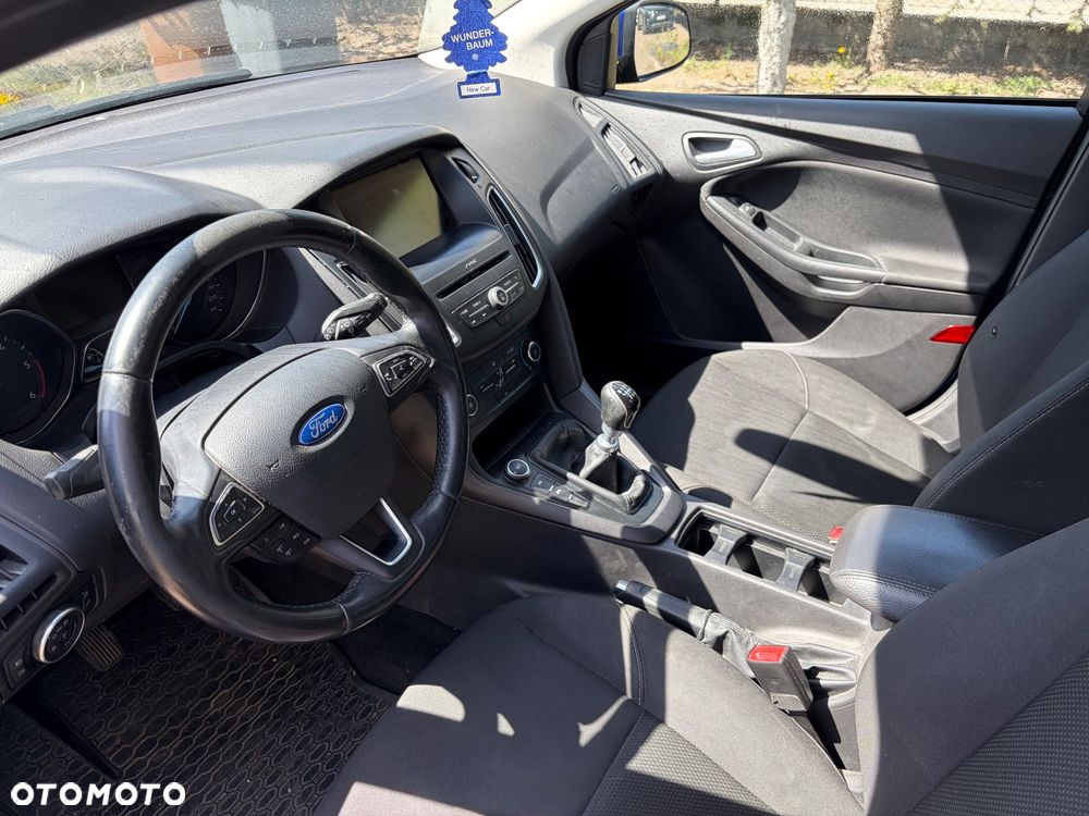 Ford Focus - 9