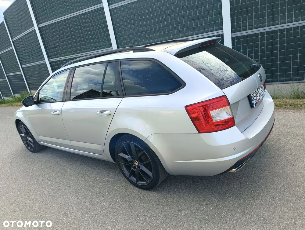 Skoda Octavia 2.0 TDI RS - 20