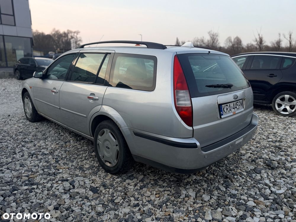 Ford Mondeo 2.0 Ghia - 4