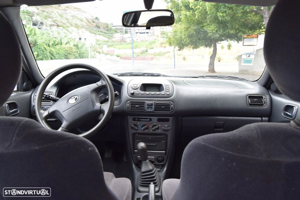Toyota Corolla S/D 1.4 Sol - 7