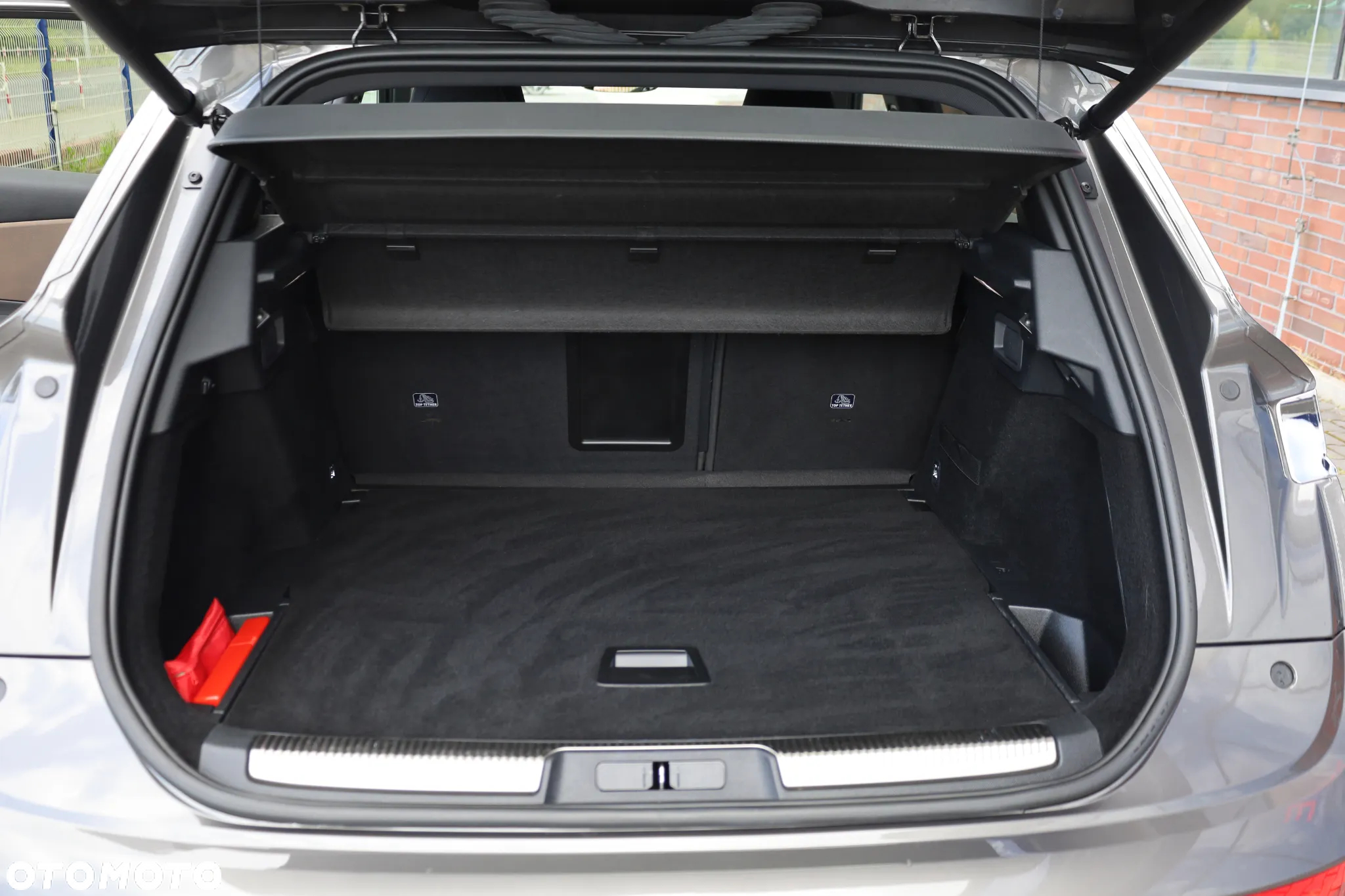 DS Automobiles DS 7 Crossback - 32