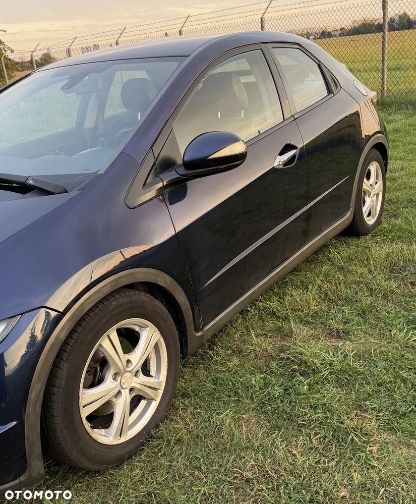 Honda Civic 1.8 Comfort - 8