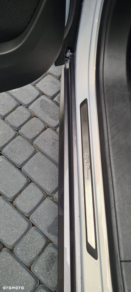 Alfa Romeo Stelvio 2.0 Turbo TI Q4 - 35