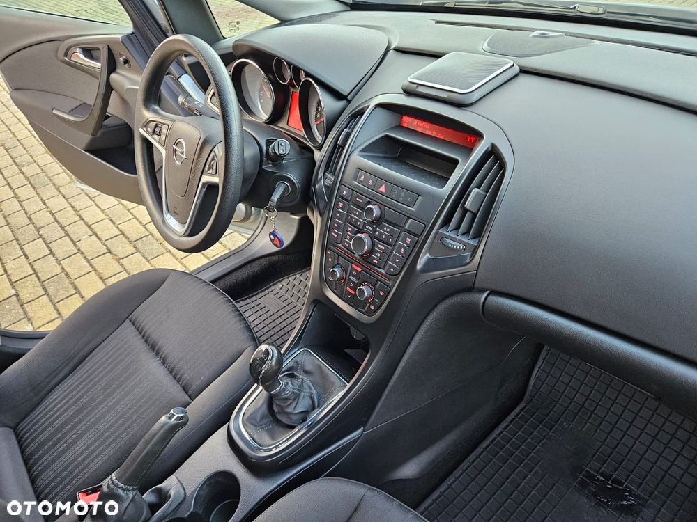 Opel Astra 1.6 CDTI Essentia - 31
