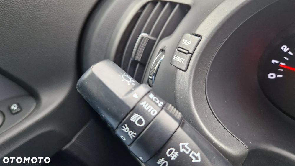 Kia Sportage 1.7 CRDI 2WD Spirit - 25