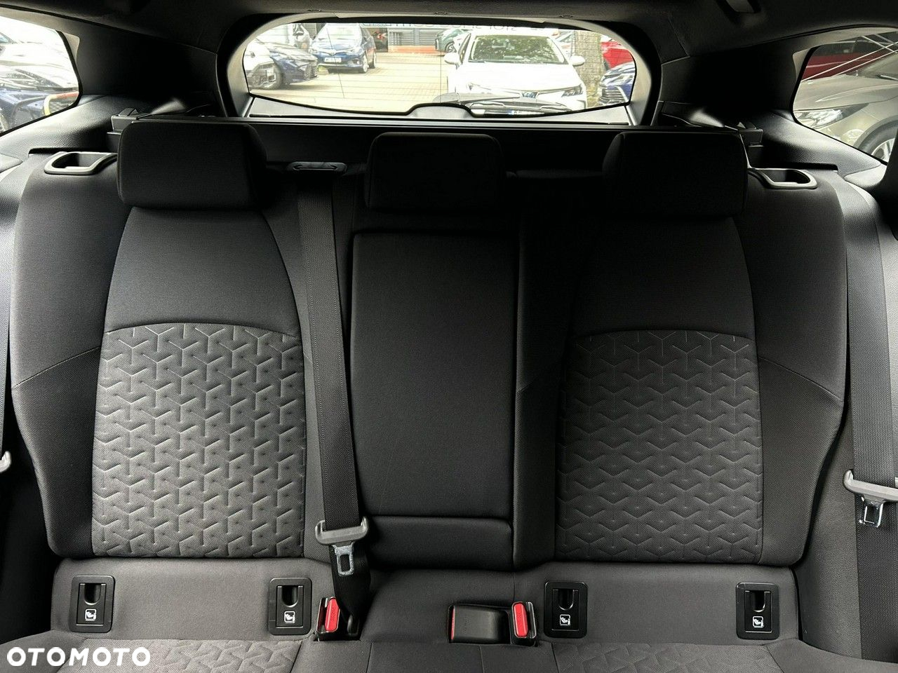 Toyota Corolla - 31