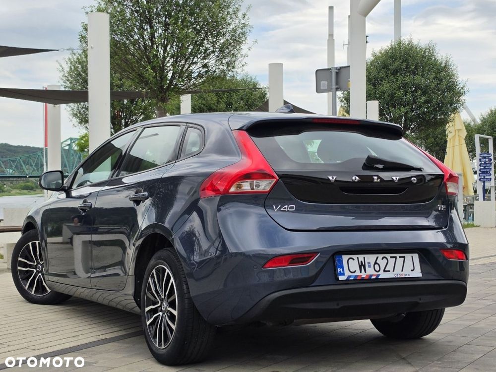 Volvo V40 - 30