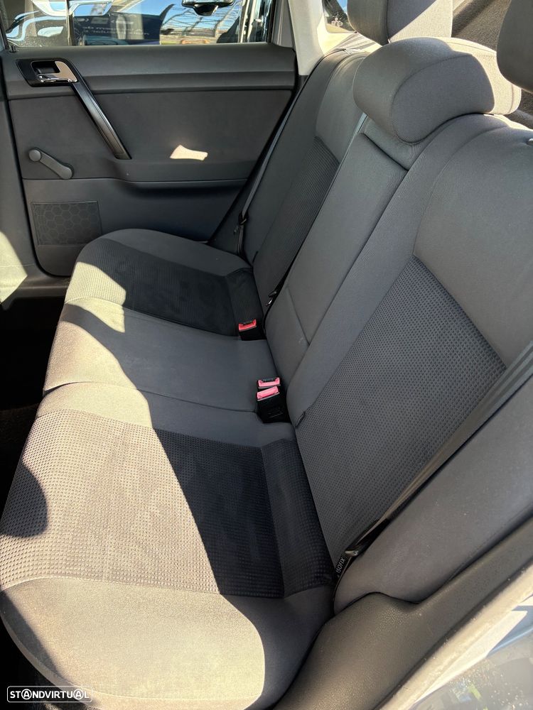 VW Polo 1.2 Trendline - 9